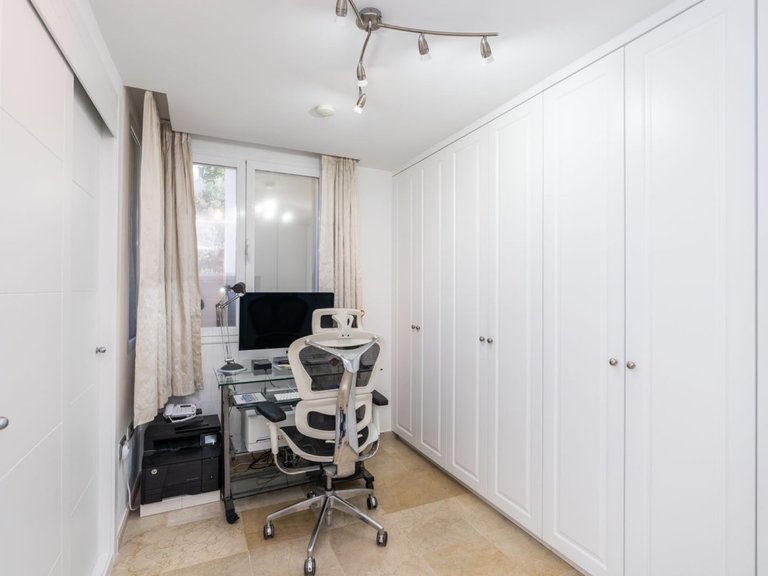 Apartment for Sale in Benahavis, Malaga 28