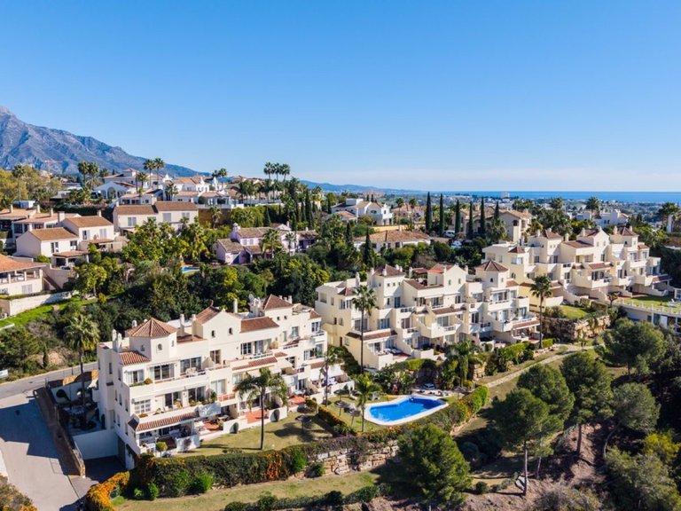 Apartment for Sale in Benahavis, Malaga 24