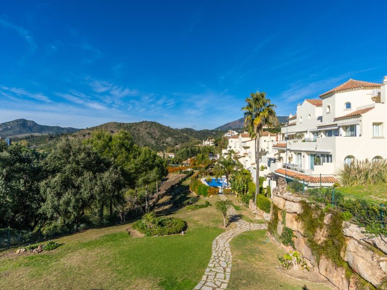 Apartment for Sale in Benahavis, Malaga 5
