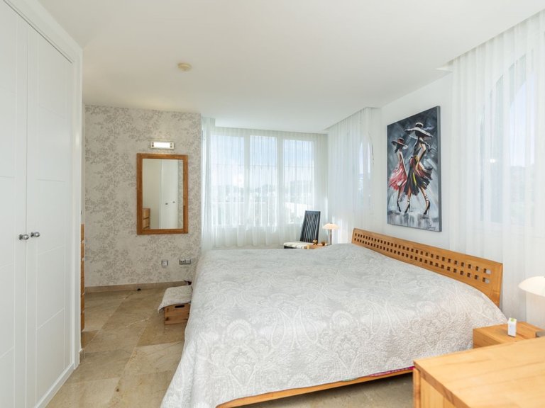 Apartment for Sale in Benahavis, Malaga 26