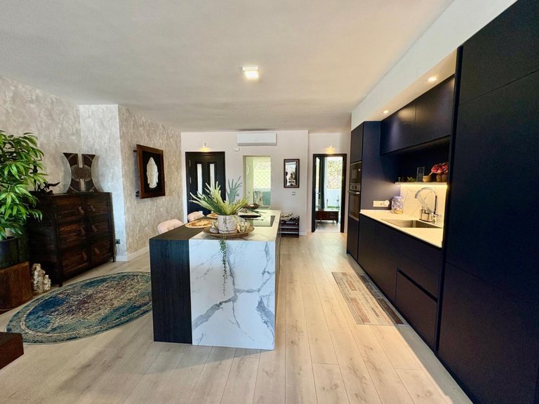 Apartment for Sale in Benahavis, Malaga 8