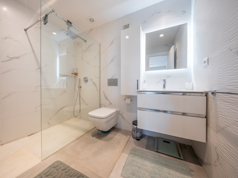 Apartment for Sale in Nueva Andalucia, Marbella, Malaga 14