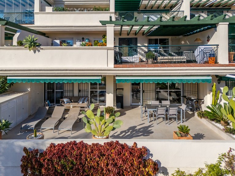 Apartment for Sale in Nueva Andalucia, Marbella, Malaga 28