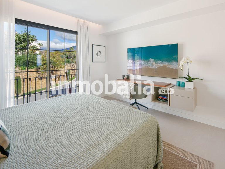 Town House for Sale in Monte Halcones, Benahavis, Malaga 27