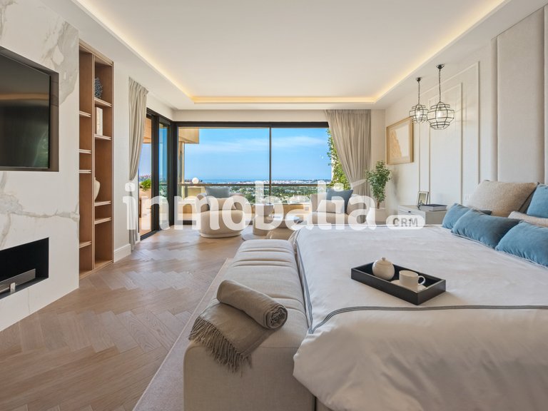 Penthouse for Sale in Nueva Andalucia, Marbella, Malaga 16