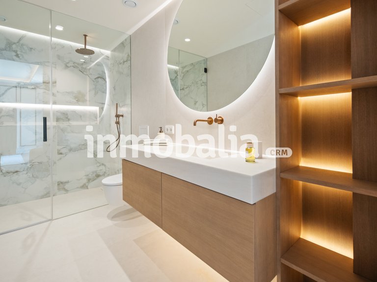 Penthouse for Sale in Nueva Andalucia, Marbella, Malaga 26