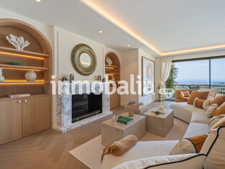 Penthouse for Sale in Nueva Andalucia, Marbella, Malaga 4