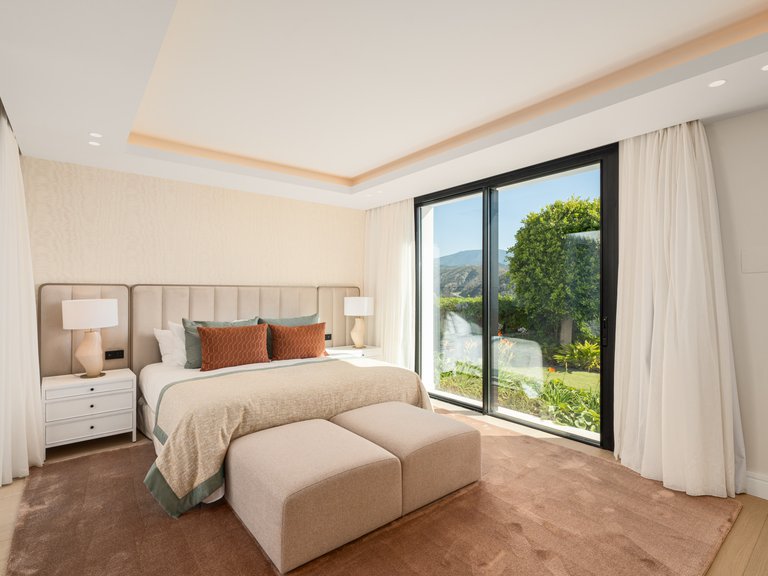 Villa for Sale in El Herrojo, Benahavis, Malaga 57