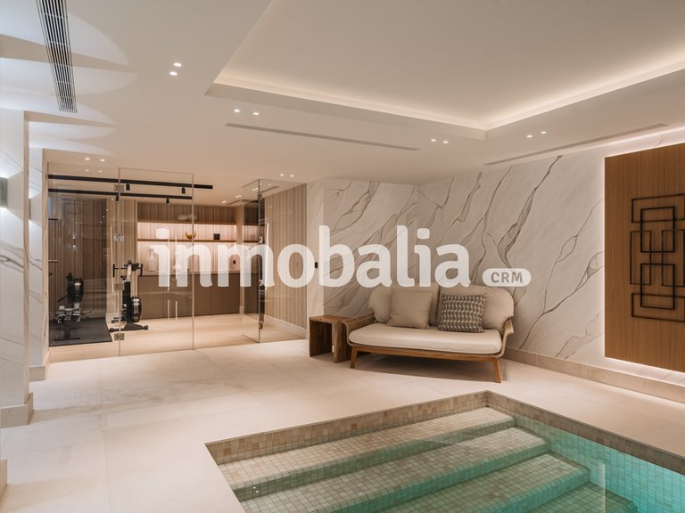 Villa for Sale in El Herrojo, Benahavis, Malaga 31