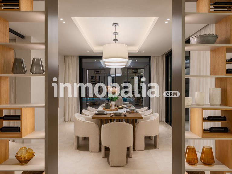 Villa for Sale in El Herrojo, Benahavis, Malaga 16