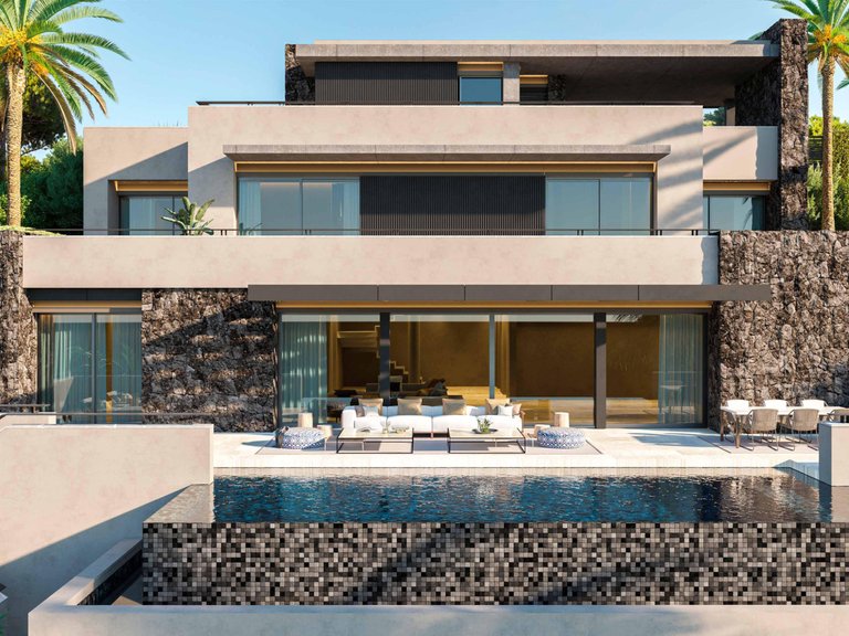 Villa for Sale in Marbella Este, Marbella, Malaga 16