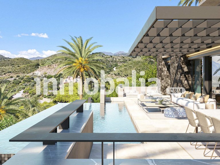Villa for Sale in Marbella Este, Marbella, Malaga 4