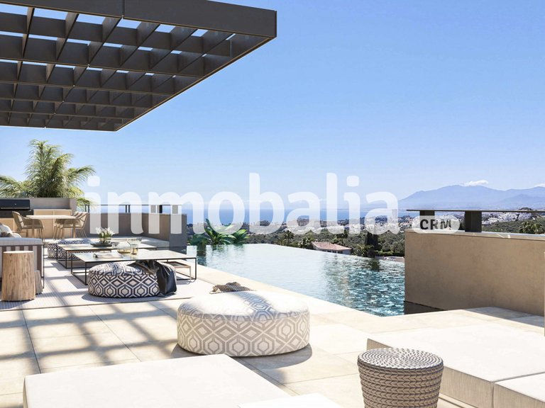 Villa for Sale in Marbella Este, Marbella, Malaga 2