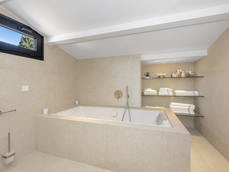 Town House for Sale in Marbella - Puerto Banus, Marbella, Malaga 15