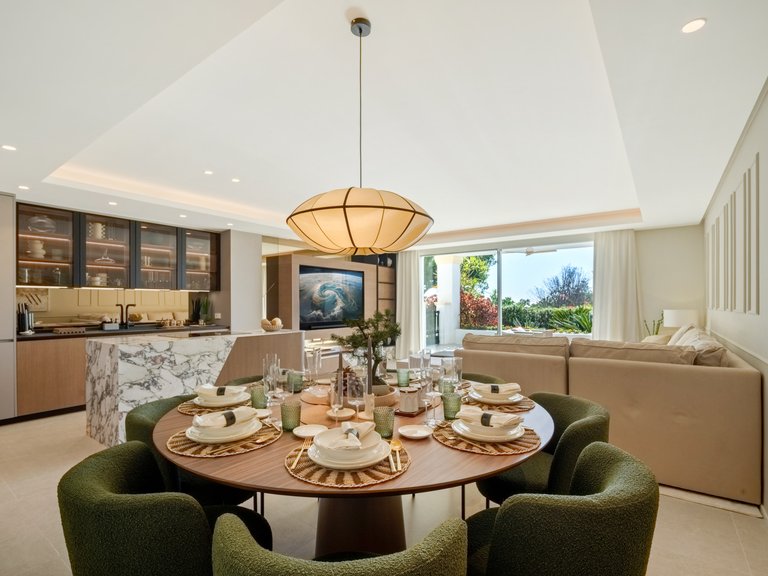 Apartment for Sale in Marbella Golden Mile, Marbella, Malaga 3