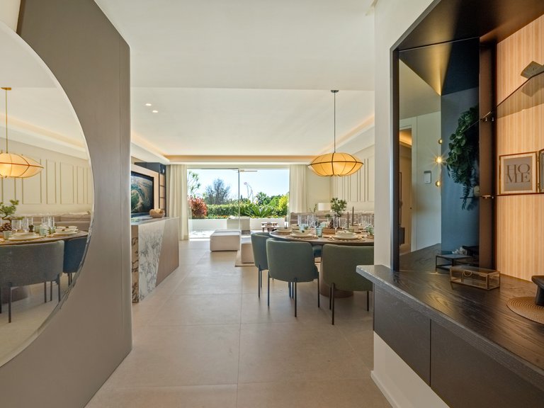 Apartment for Sale in Marbella Golden Mile, Marbella, Malaga 5