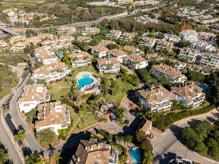 Apartment for Sale in Marbella Golden Mile, Marbella, Malaga 42