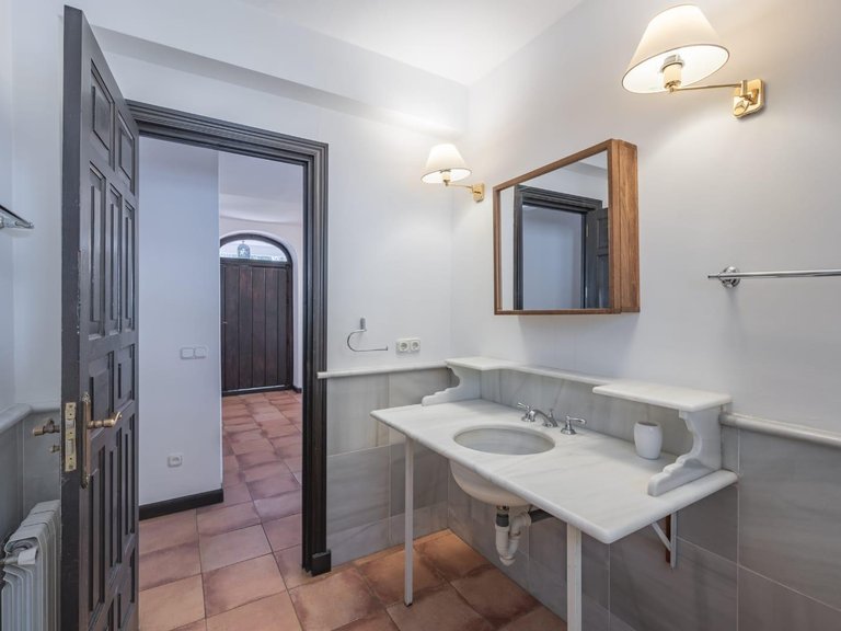 Villa for Rent in Marbella Este, Marbella, Malaga 32