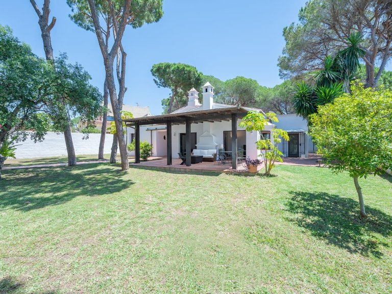 Villa for Rent in Marbella Este, Marbella, Malaga 40