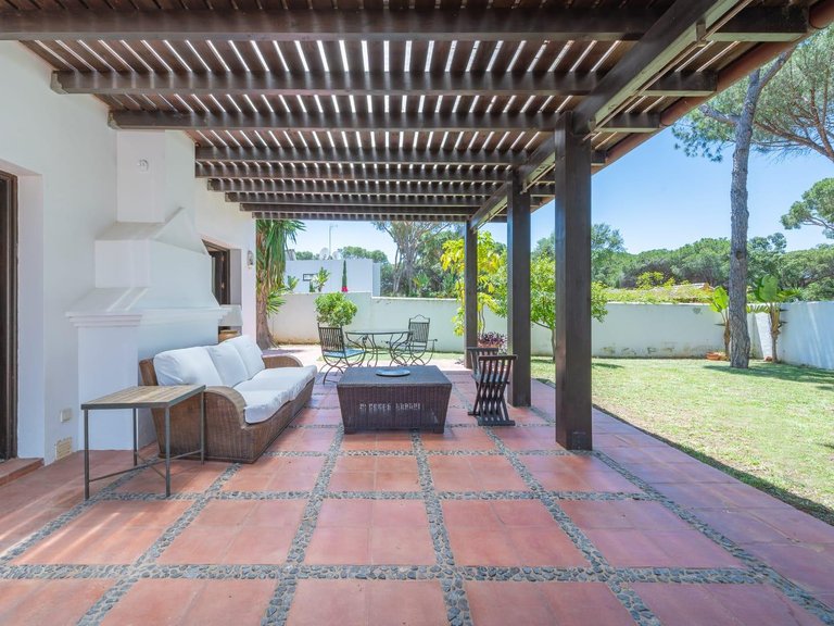 Villa for Rent in Marbella Este, Marbella, Malaga 10
