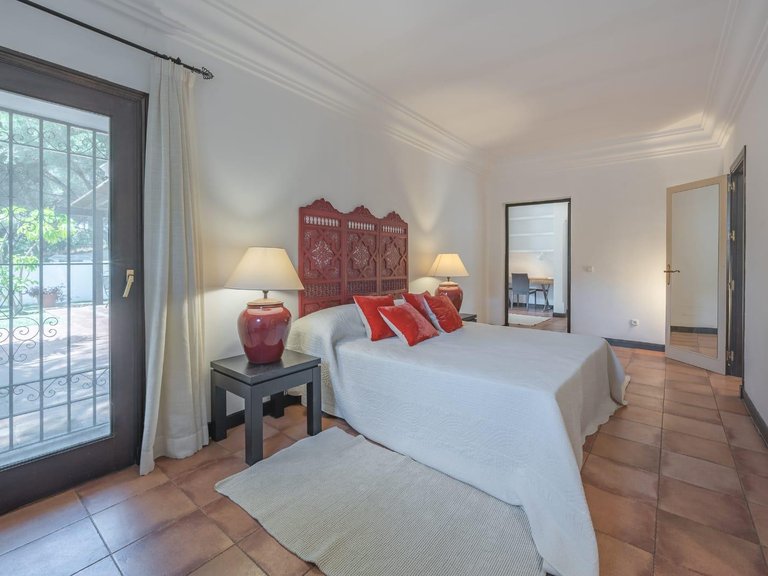 Villa for Rent in Marbella Este, Marbella, Malaga 25