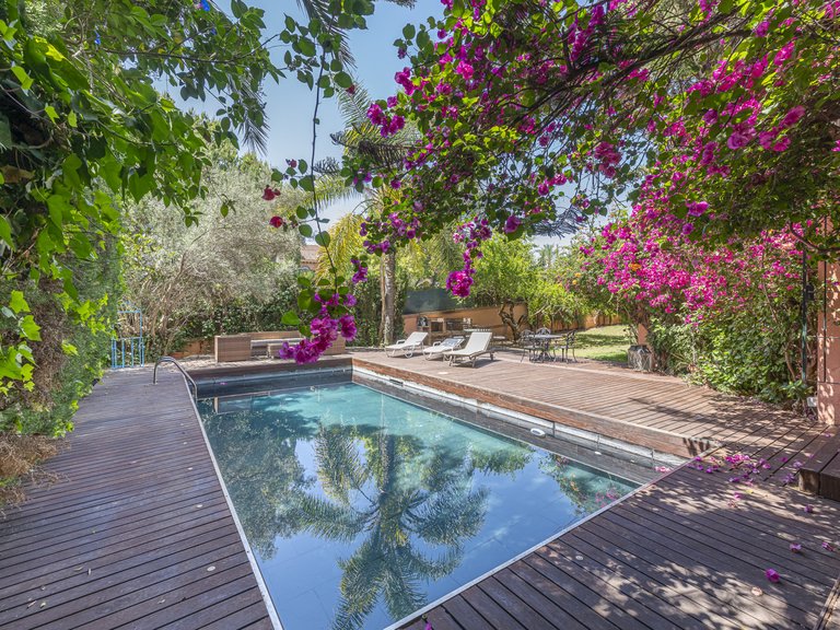 Villa for Sale in Marbella Golden Mile, Marbella, Malaga 22