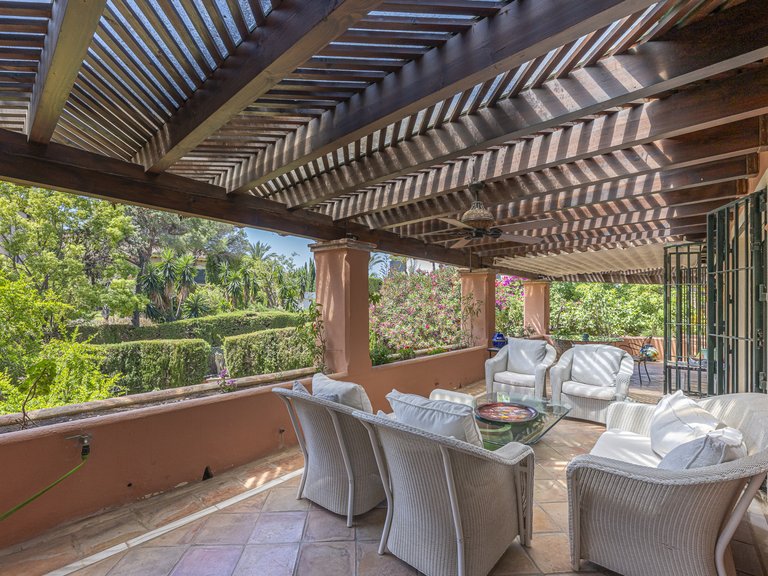 Villa for Sale in Marbella Golden Mile, Marbella, Malaga 6