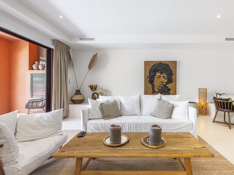 Town House for Sale in Marbella Golden Mile, Marbella, Malaga 17