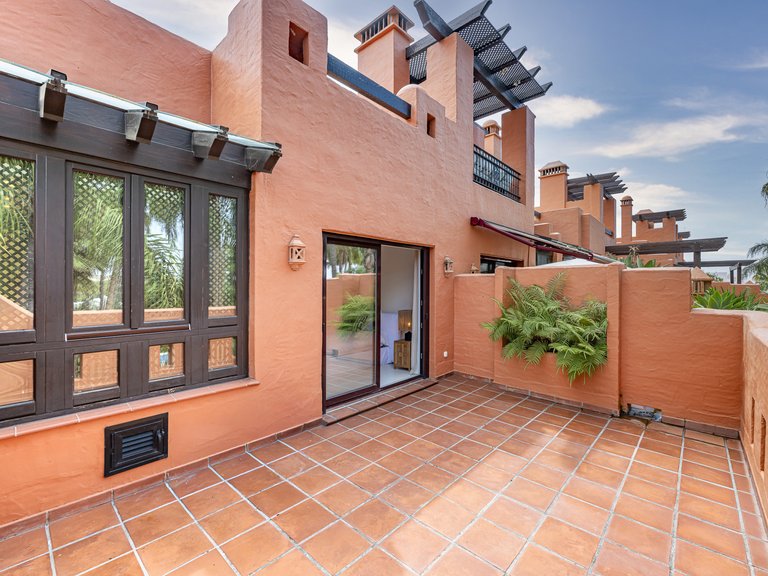 Town House for Sale in Marbella Golden Mile, Marbella, Malaga 23