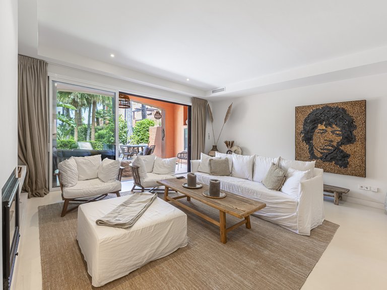 Town House for Sale in Marbella Golden Mile, Marbella, Malaga 4