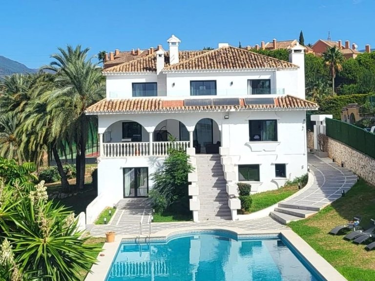 Villa for Rent in Nueva Andalucia, Marbella, Malaga 34