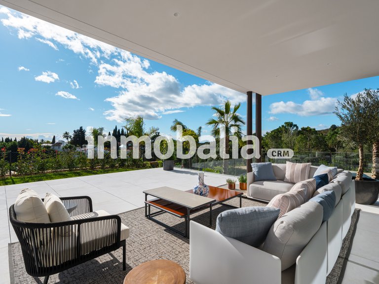 Villa for Sale in Marbella Golden Mile, Marbella, Malaga 13