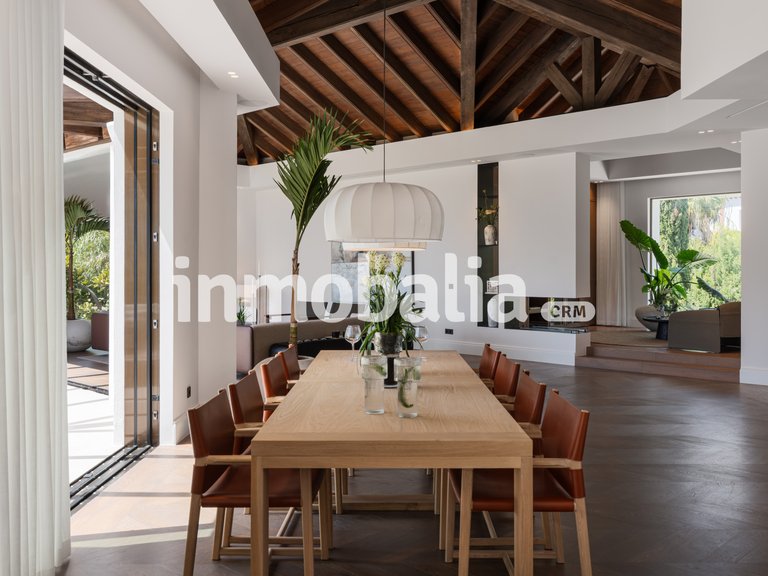 Villa for Sale in El Herrojo, Benahavis, Malaga 7
