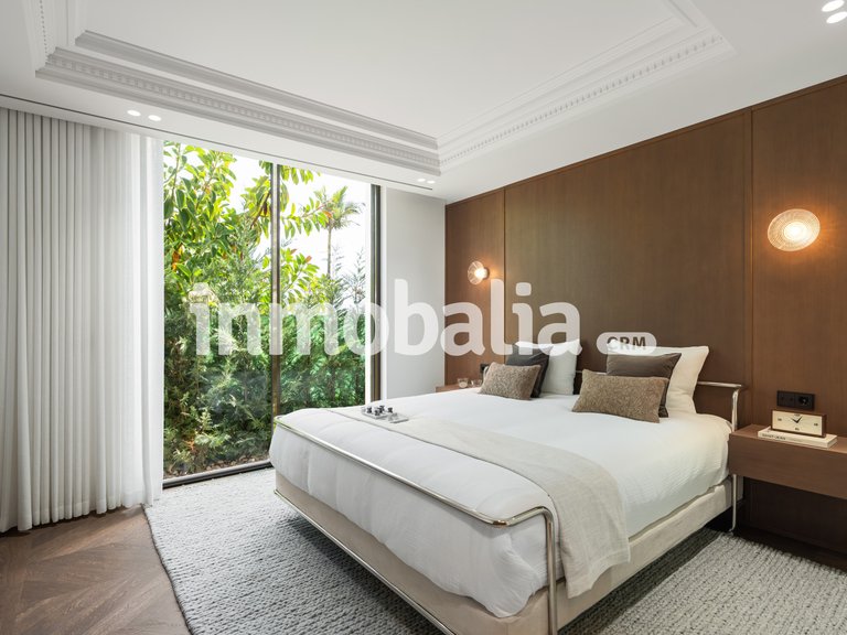 Villa for Sale in El Herrojo, Benahavis, Malaga 24