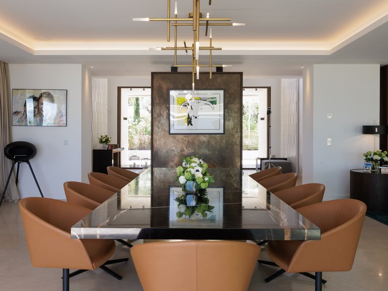 Villa for Sale in Marbella Golden Mile, Marbella, Malaga 11