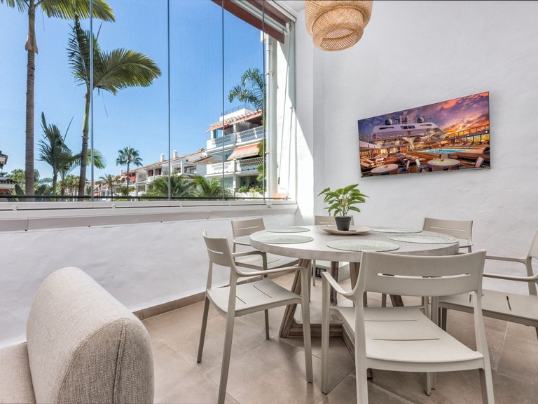 Apartment for Sale in Marbella Golden Mile, Marbella, Malaga 4