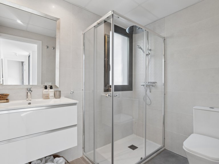 Villa for Sale in Estepona West, Estepona, Malaga 10