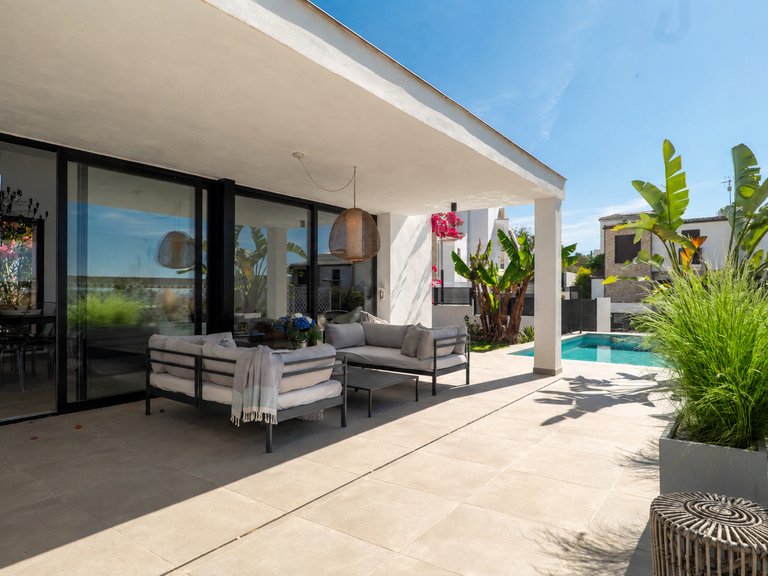 Villa for Sale in Estepona West, Estepona, Malaga 49