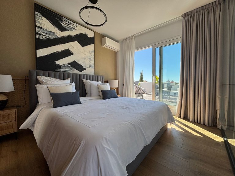 Town House for Sale in Marbella Golden Mile, Marbella, Malaga 9