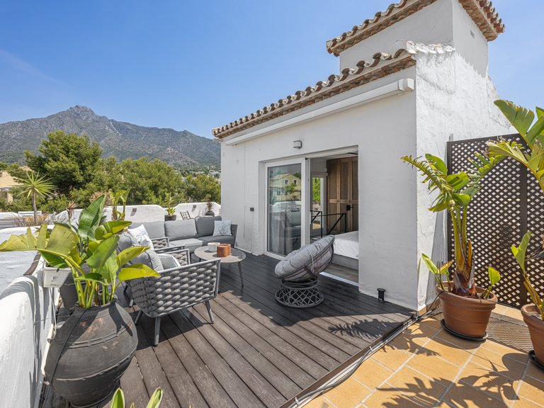 Town House for Sale in Marbella Golden Mile, Marbella, Malaga 24