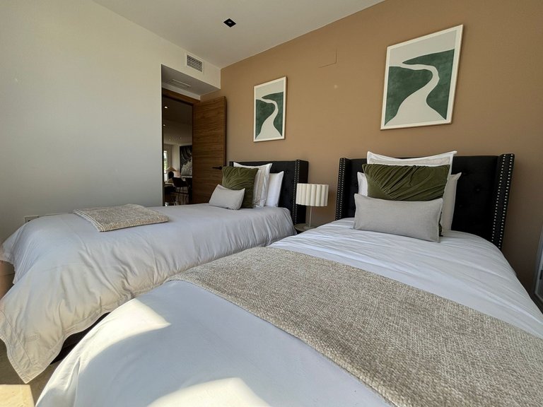 Town House for Sale in Marbella Golden Mile, Marbella, Malaga 32