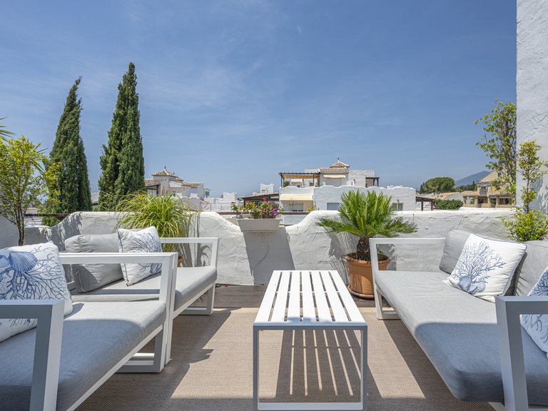 Town House for Sale in Marbella Golden Mile, Marbella, Malaga 5