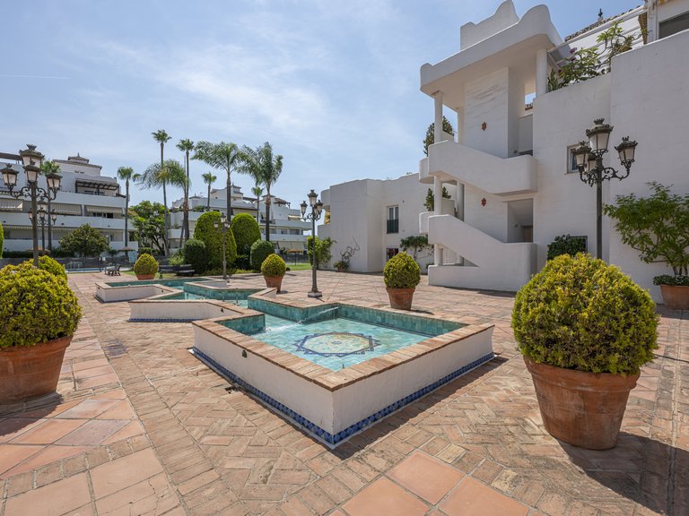 Town House for Sale in Marbella Golden Mile, Marbella, Malaga 33