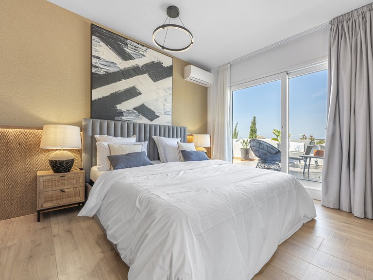 Town House for Sale in Marbella Golden Mile, Marbella, Malaga 23