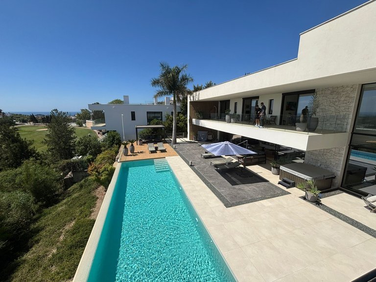 Villa for Sale in La Alqueria, Benahavis, Malaga 2