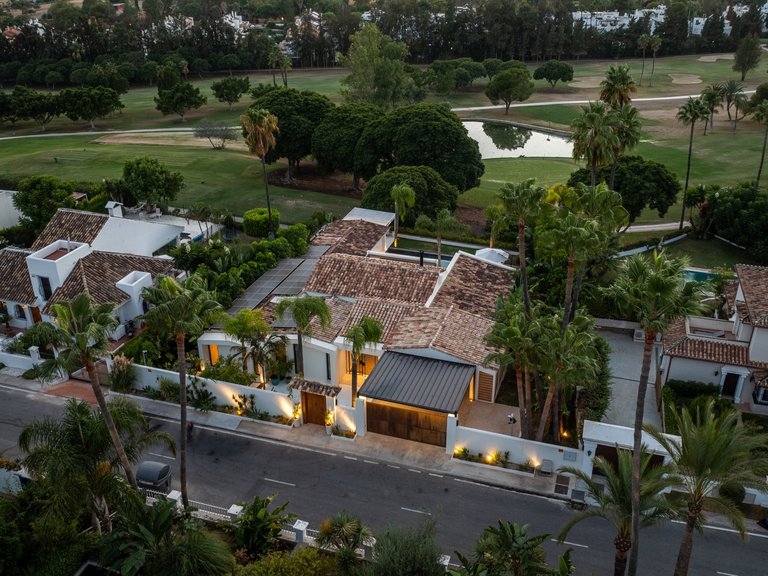 Villa for Sale in Nueva Andalucia, Marbella, Malaga 20