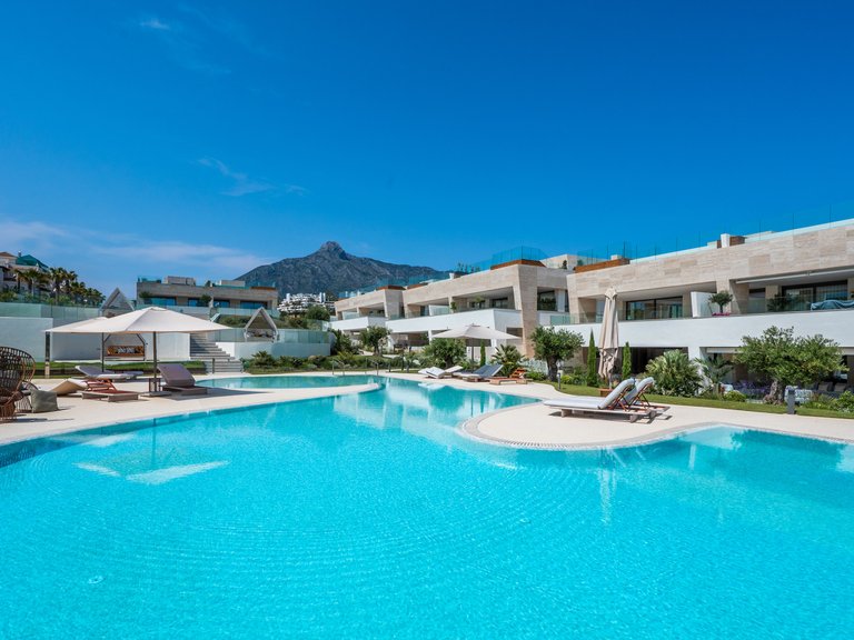 Penthouse for Sale in Marbella Golden Mile, Marbella, Malaga 14