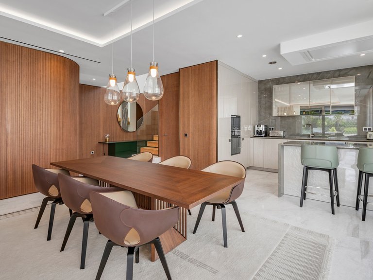 Penthouse for Sale in Marbella Golden Mile, Marbella, Malaga 21