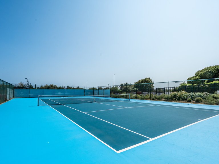 Penthouse for Sale in Marbella Golden Mile, Marbella, Malaga 31