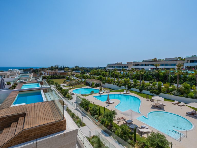 Penthouse for Sale in Marbella Golden Mile, Marbella, Malaga 40